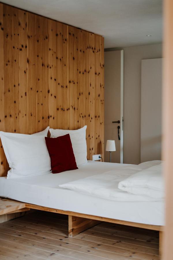 Hotel Zum Riesen Historic Refugium Laces Esterno foto