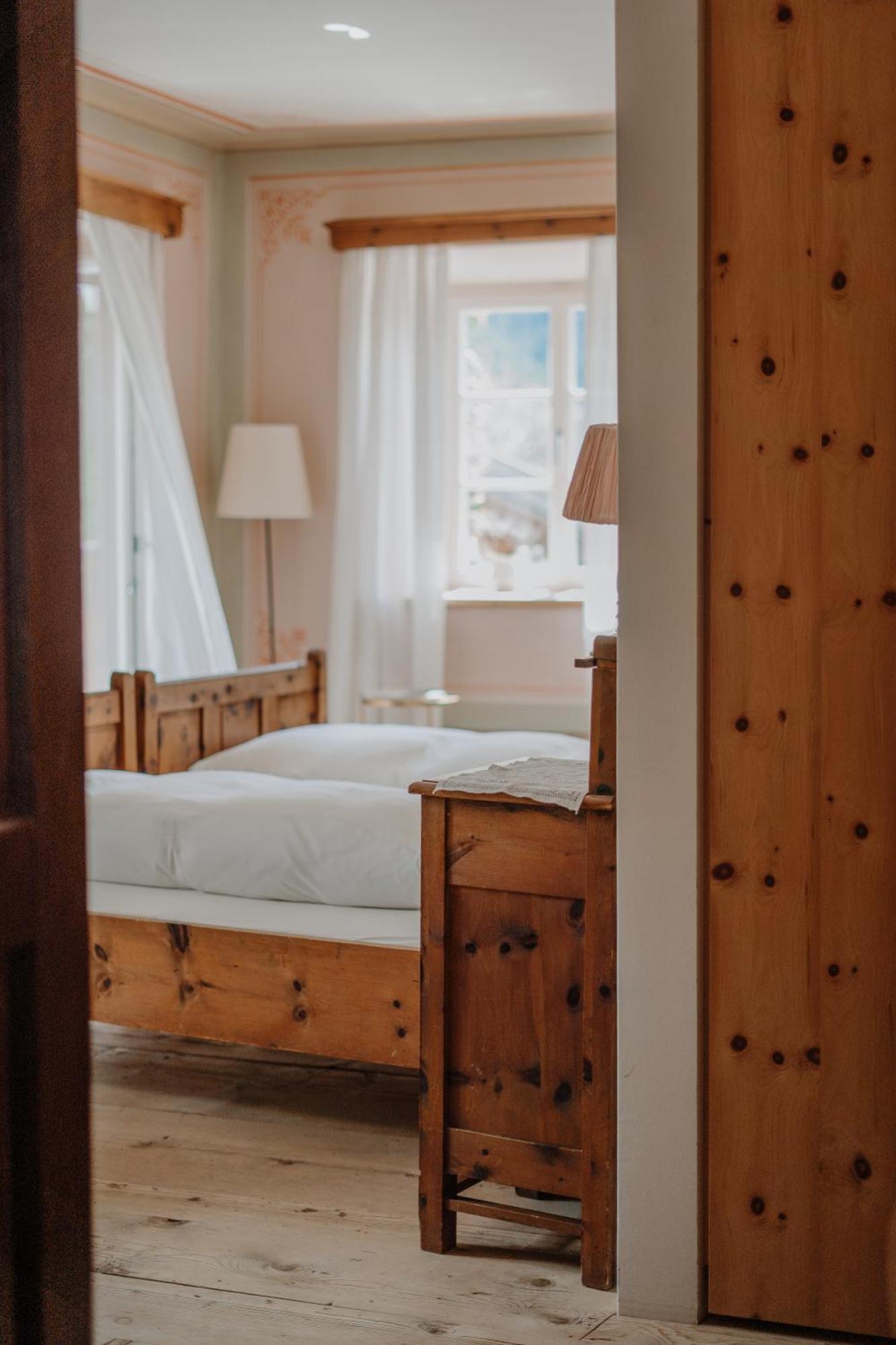 Hotel Zum Riesen Historic Refugium Laces Esterno foto