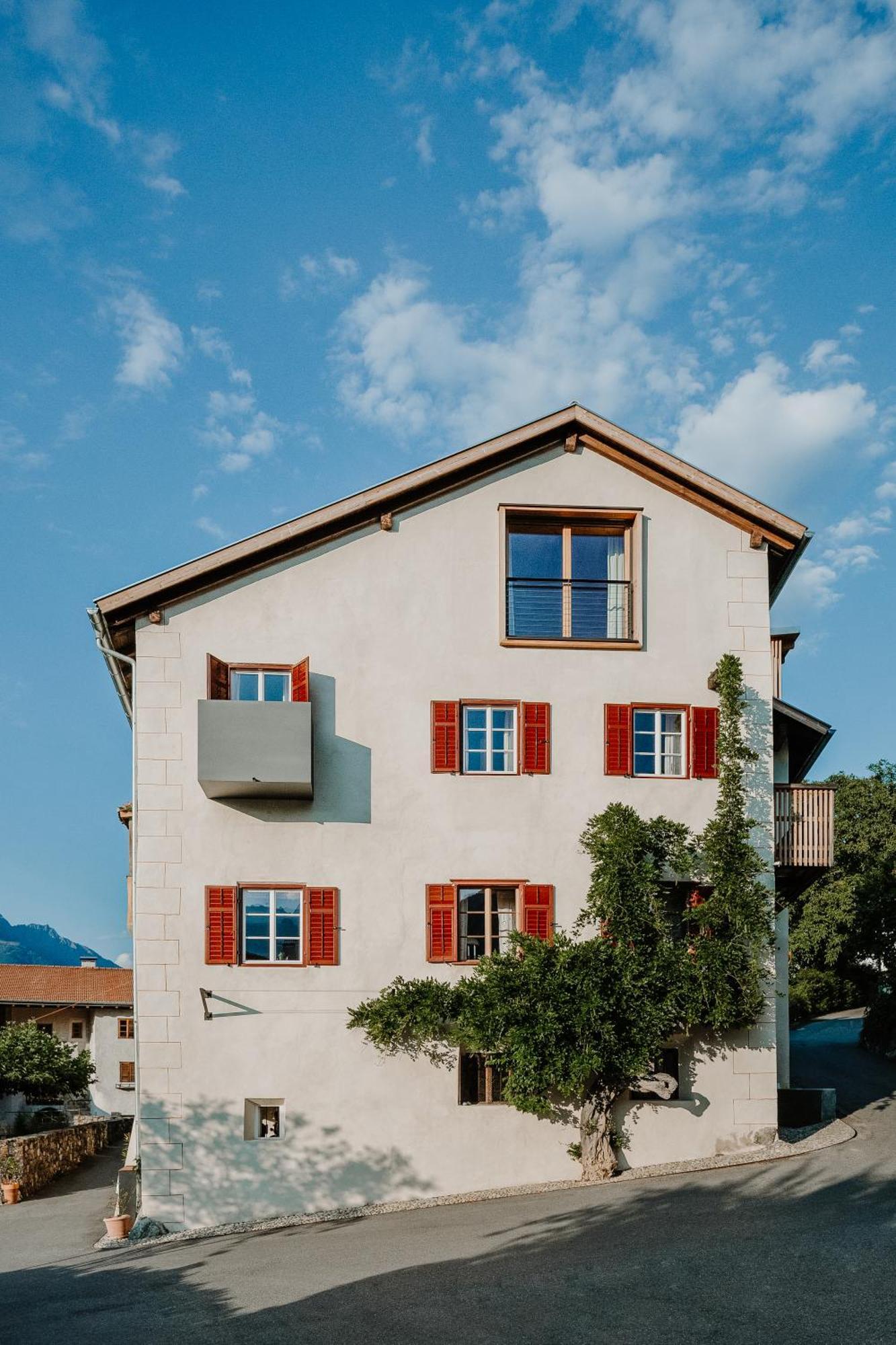 Hotel Zum Riesen Historic Refugium Laces Esterno foto