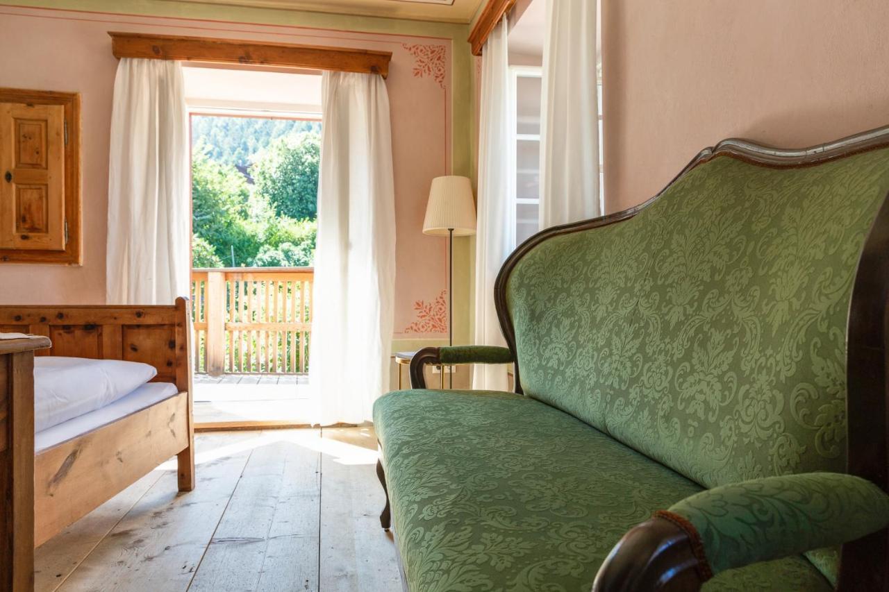 Hotel Zum Riesen Historic Refugium Laces Esterno foto